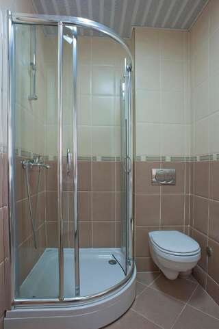 Апартаменты Apartments Porat Свети-Стефан Трехместный номер с видом на море-6