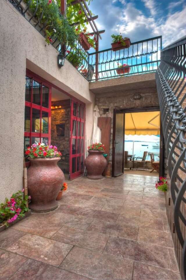 Апартаменты Apartments Porat Свети-Стефан-30